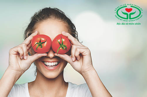 Người bệnh mạch vành nên ăn gì? – Cà chua