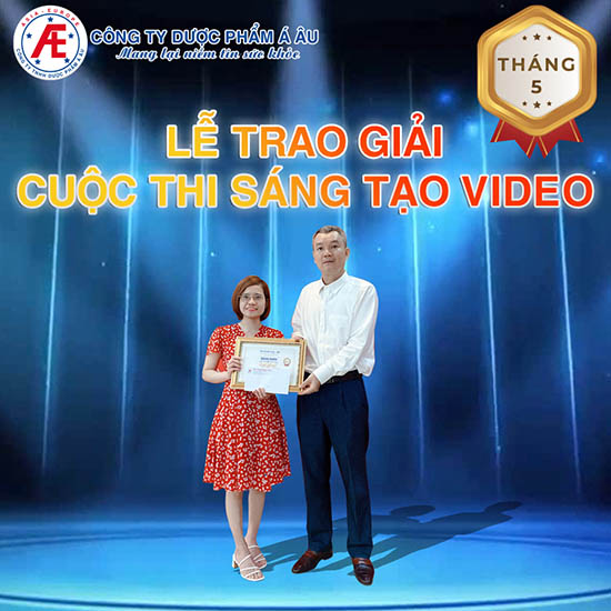 Chị Lê Thị Lương (Công ty Trung Mỹ) nhận giải nhất cuộc thi sáng tạo video tháng 5